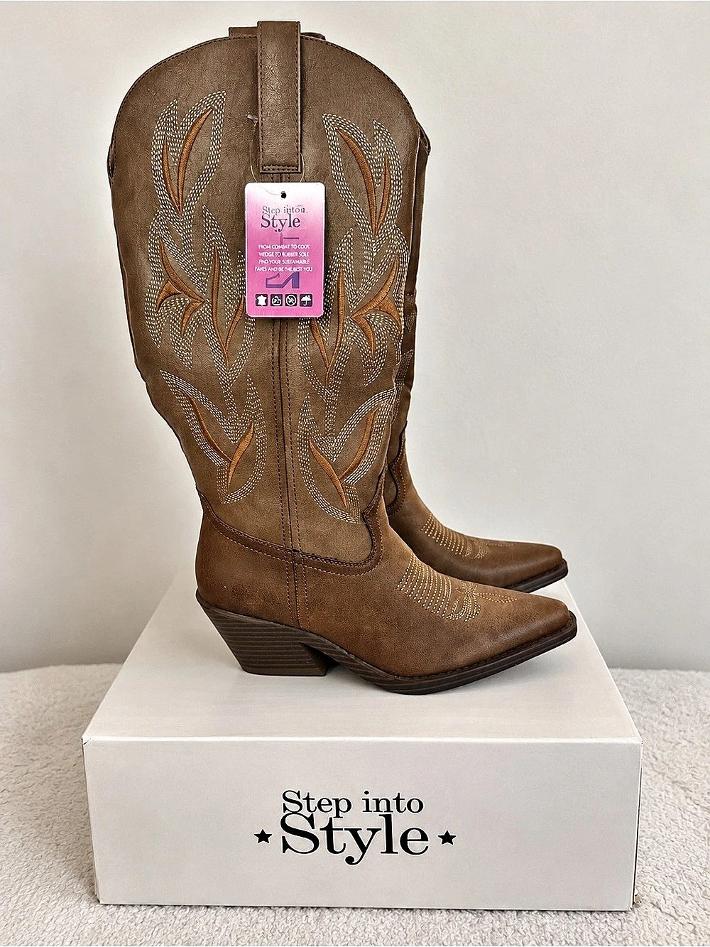 NWT - Hawkwell Western Cowgirl Boots Brown US 7